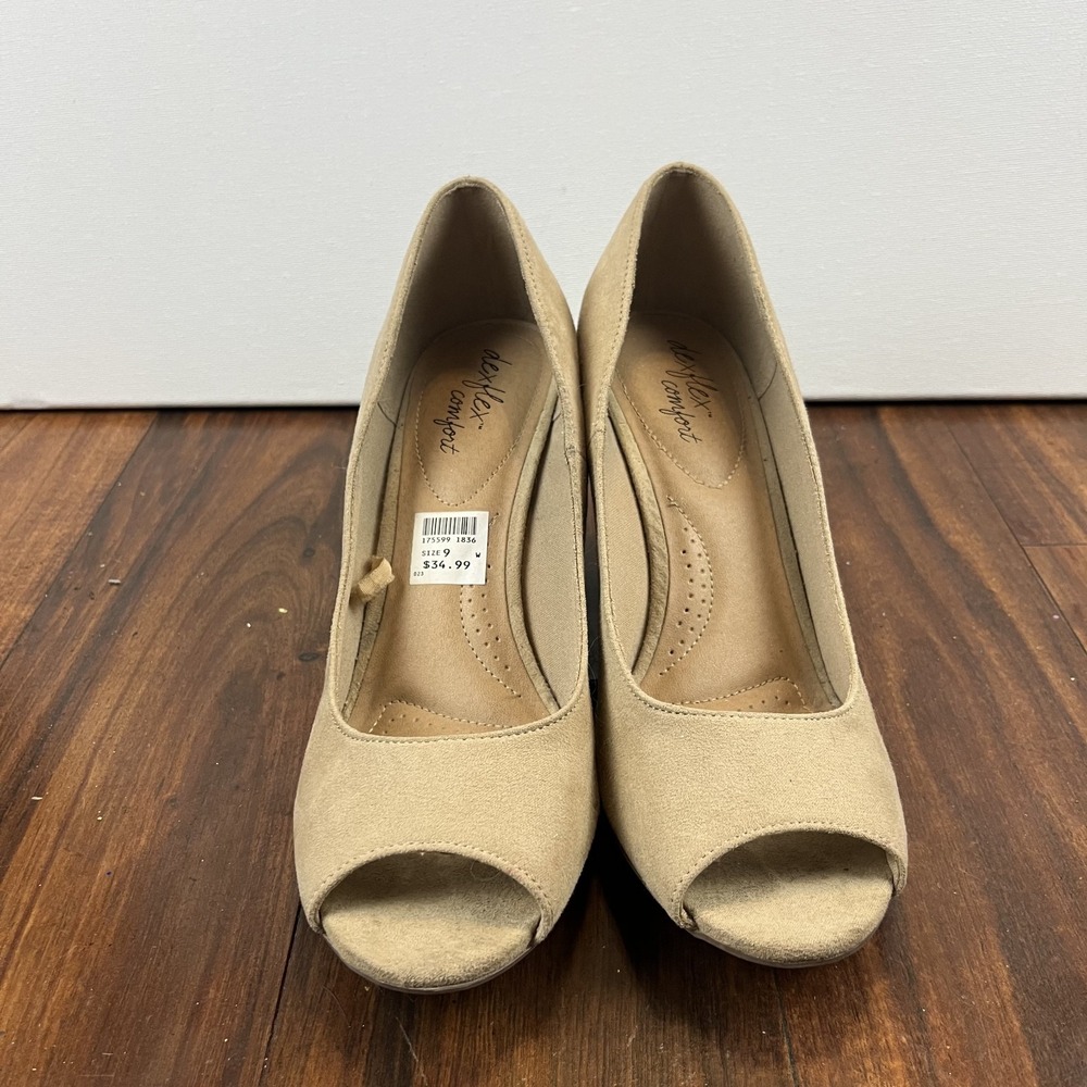Dexflex Comfort 9 Wide Tan Suede Peep Toe Wedges Memory Foam Career Office Shoes